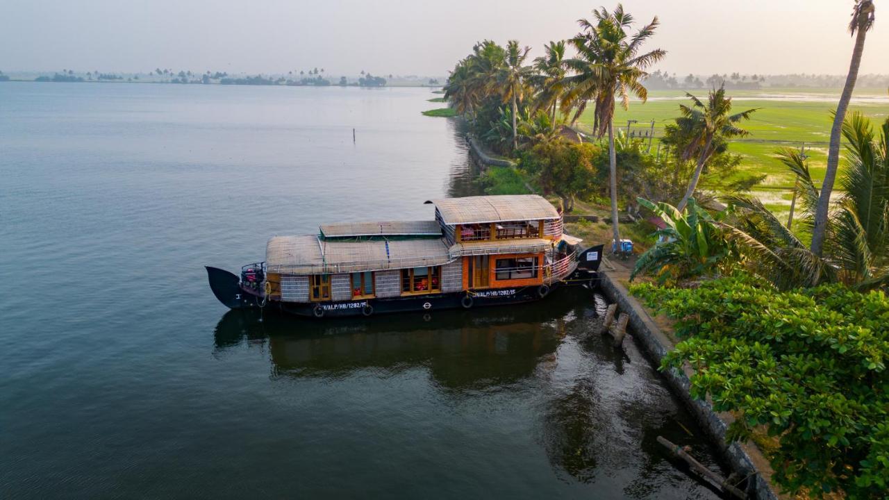 Kera Houseboats Alleppey Alappuzha Экстерьер фото