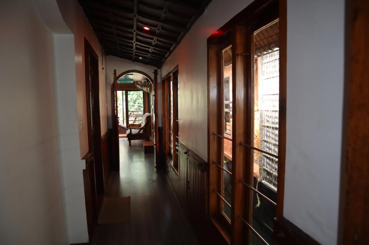 Kera Houseboats Alleppey Alappuzha Экстерьер фото
